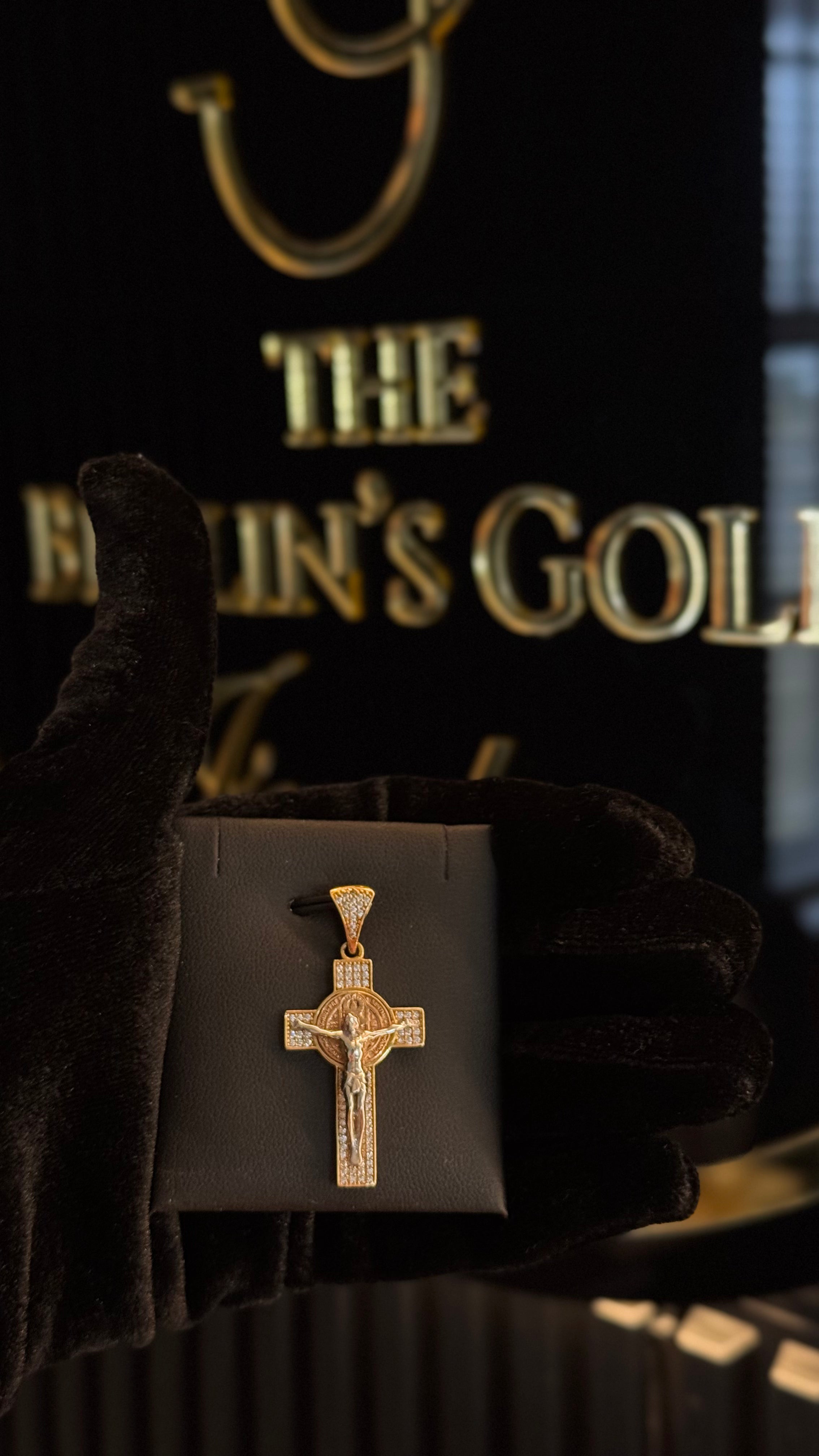 CHRIST ON THE CROSS